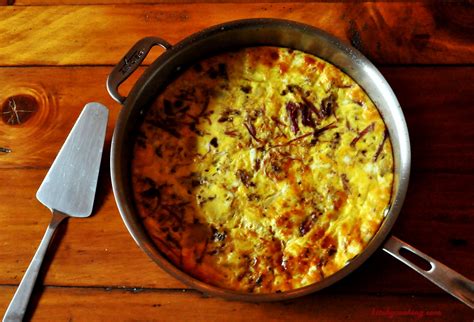 corned-beef-hash-frittata-kitchy-cooking image