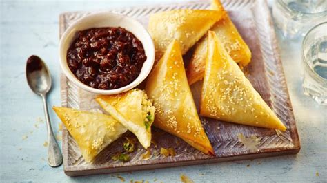 easy-samosas-recipe-bbc-food image