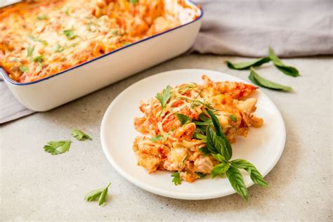 5-ingredient-vegetarian-oven-baked-pasta image