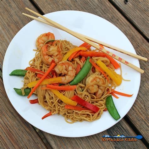 quick-and-easy-shrimp-lo-mein-recipe-the-mountain image