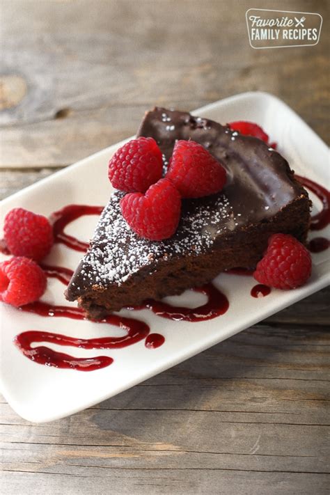 easy-flourless-chocolate-cake-favorite-family image