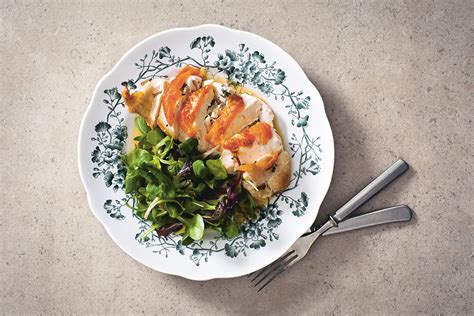 chicken-stuffed-with-mascarpone-quality-food-and image