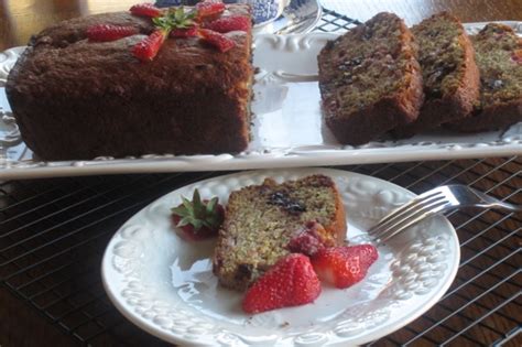 banana-strawberry-bread-with-chocolate-chips-my image