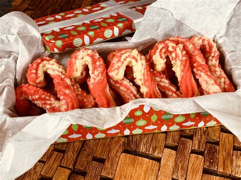 christmas-candy-cane-cookies-food-for-your-body image