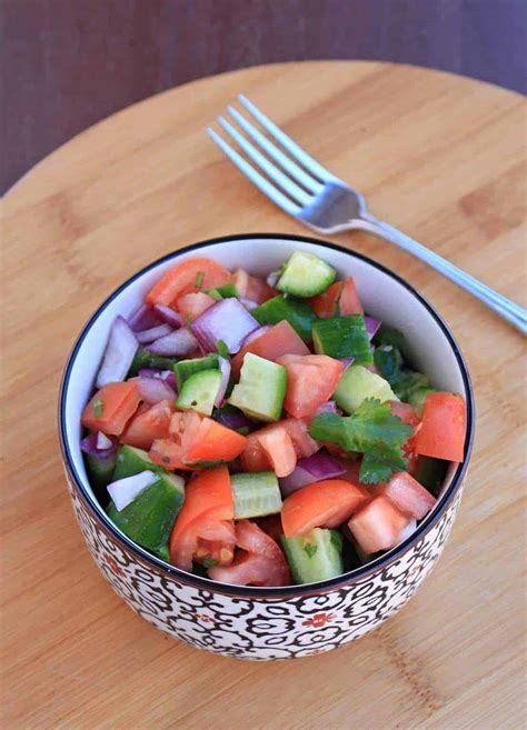 kachumbari-kenyan-tomato-and-onion-salad-my image