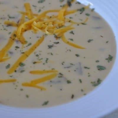 le-cellier-canadian-beer-cheese-soup-copykat image
