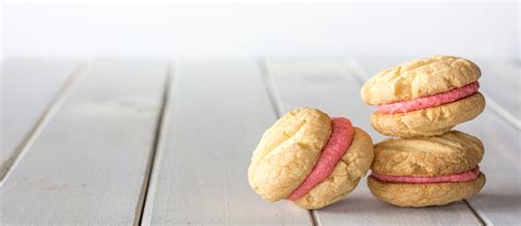 yo-yo-biscuits-traditional-cookie-from-australia image