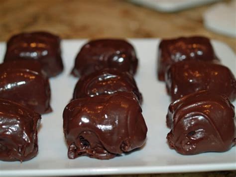 chocolate-covered-brownie-bites image