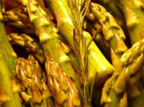 roasted-asparagus-with-rosemary image