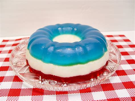 red-white-and-blue-jello-salad-jamie-cooks-it-up image
