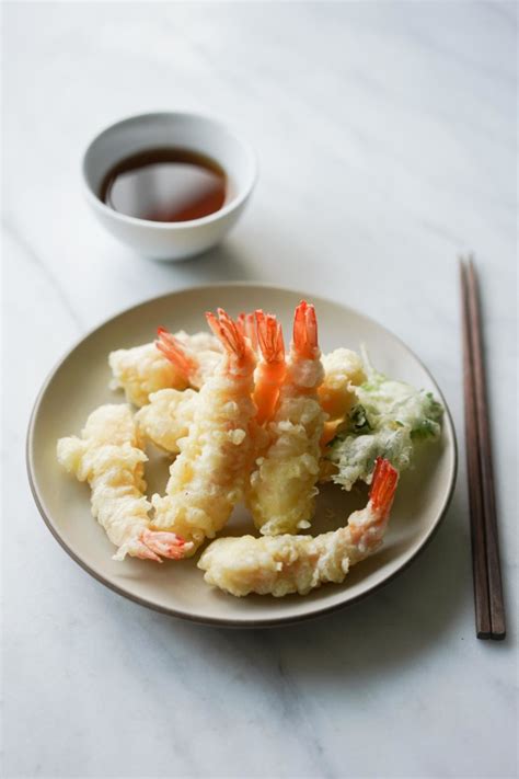 easy-shrimp-tempura-recipe-crispy-japanese-fried-shrimp image