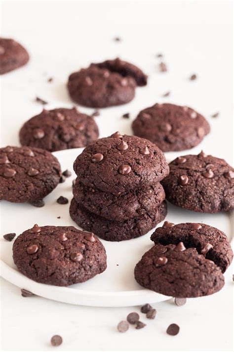 vegan-chocolate-cookies-simple-vegan-blog image