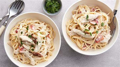 slow-cooker-bacon-ranch-chicken-and-pasta image