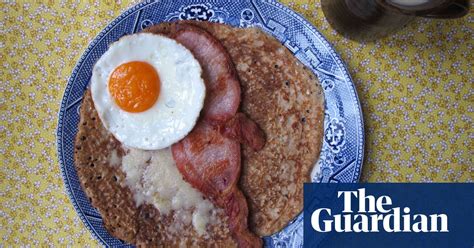 how-to-make-the-perfect-staffordshire-oatcakes-food image