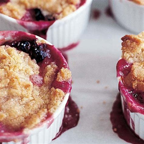 barefoot-contessa-peach-blueberry-crumbles image