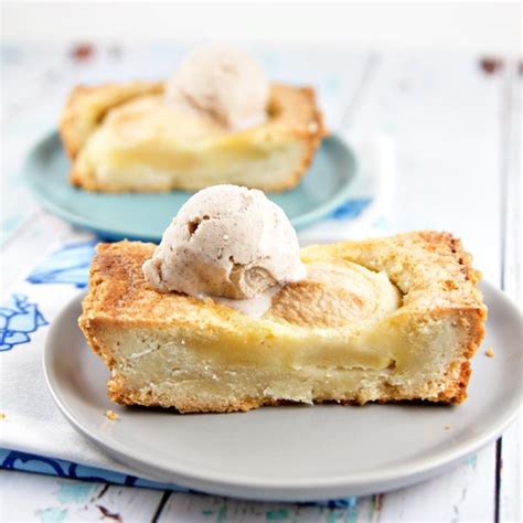 brown-butter-pear-tart-with-shortbread-crust-bunsen image