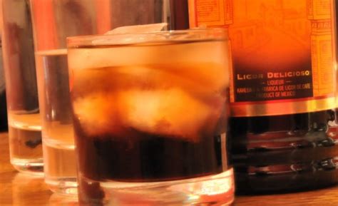 the-recipe-for-the-dirty-black-russian-cocktail-the image