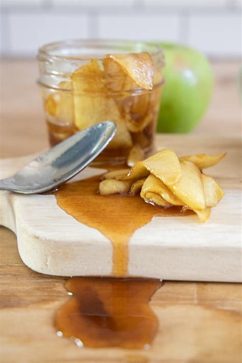 how-to-make-delicious-spiced-sauteed-apples-in image