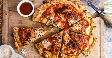 how-to-make-authentic-stuffed-pizza image