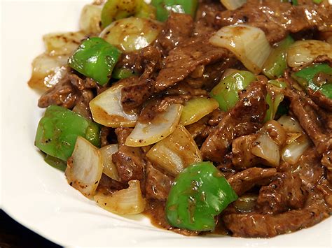 beef-in-black-pepper-sauce-ang-sarap image