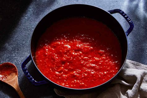 tomato-sauce-with-onion-and-butter-recipe-food-wine image