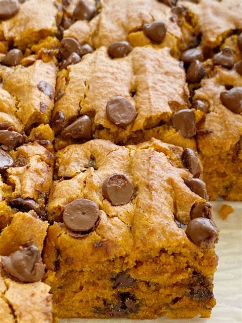 pumpkin-chocolate-chip-bars-together-as-family image