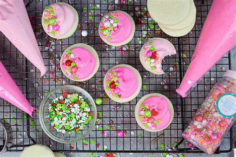 buttercream-cookies-soft-chewy-cookies-w-buttercream-frosting image