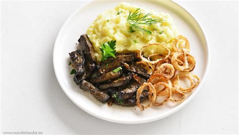 old-fashioned-calfs-liver-with-onion-apple-easy image