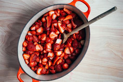 low-sugar-strawberry-balsamic-jam image