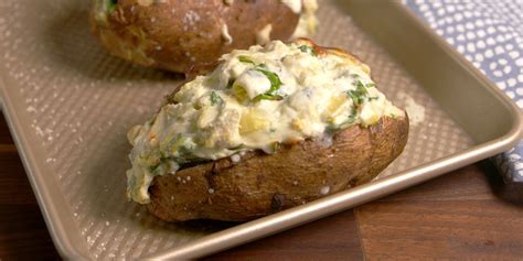 spinach-artichoke-baked-potatoes-delishcom image