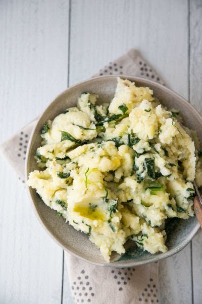25-minute-spinach-mashed-potatoes-gluten-free image