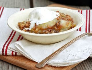 old-fashioned-apple-crisp-recipe-yankee-magazine image
