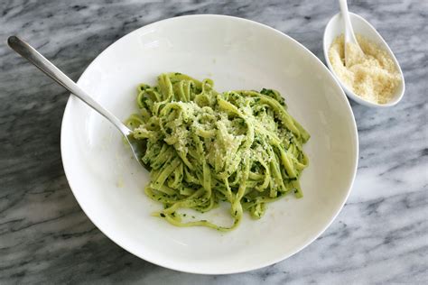 linguine-with-homemade-spinach-pesto-sauce image