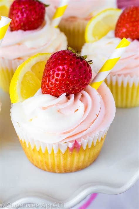 strawberry-lemon-cupcakes-recipe-queenslee-apptit image