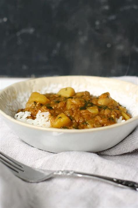 easy-lentil-potato-curry-vegan-gluten-free-the-pretty image