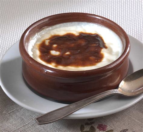 classic-turkish-pudding-and-custard-dessert image