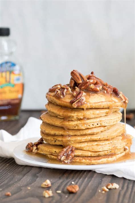 healthy-pumpkin-quinoa-pancakes-praline-syrup image