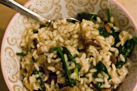spinach-and-mushroom-risotto-tasty-kitchen image