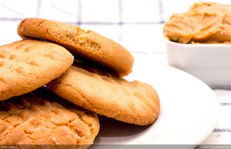 grannys-old-fashioned-peanut-butter-cookies image