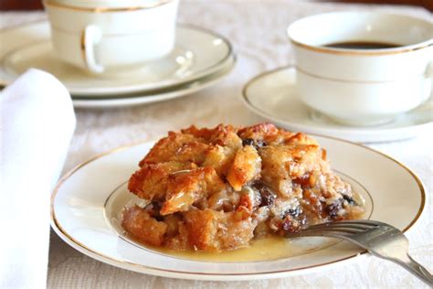 bread-pudding-with-whiskey-sauce-sock-box-10 image