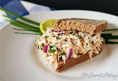 easy-4-ingredient-lemon-and-chive-chicken-salad-oh image