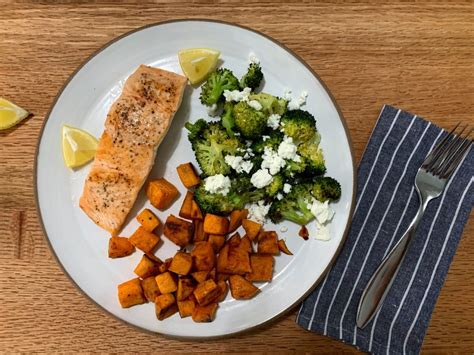 salmon-broccoli-and-sweet-potatoes-dinner-on-the image
