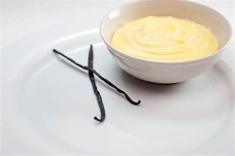 bavarian-cream-vs-custard-miss-buttercup image