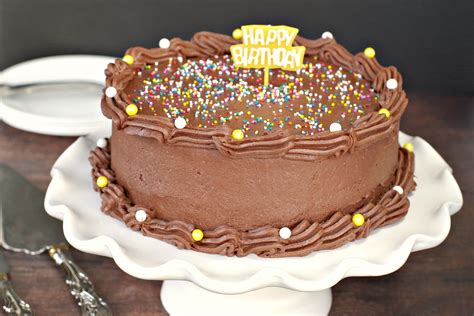 old-fashioned-sour-cream-chocolate-cake-food image