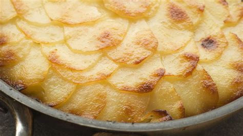 classic-pommes-anna-recipe-real-simple image