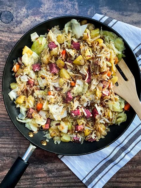 corned-beef-and-cabbage-hash-31-daily image