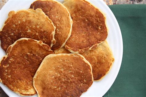 lummur-icelandic-oatmeal-pancakes-adamant-kitchen image