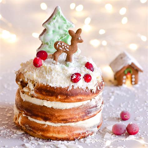 christmas-fluffy-gingerbread-pancakes-thicksouffle image