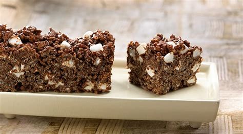 chocolate-peanut-butter-squares-recipe-kelloggs image