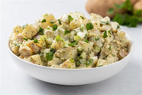 easy-traditional-potato-salad-idaho-potato-commission image